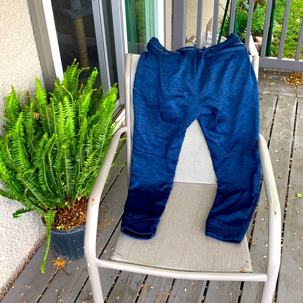 American eagle joggers